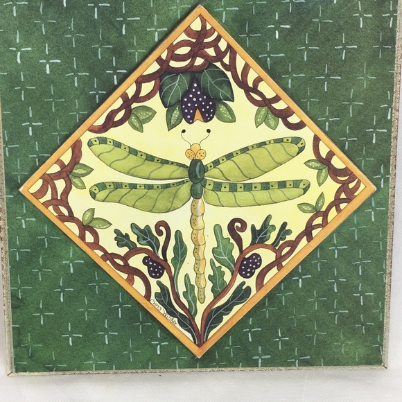 ButterFly DragonFly & Bee Plaque Set - Picture 4 of 8